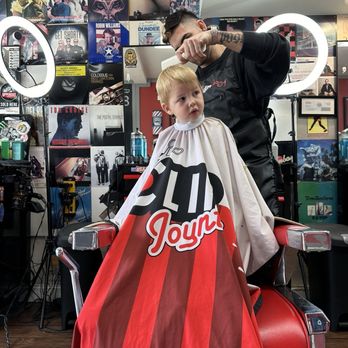 The Clip Joynte Barber Shop - Barbers Near Me - Walnut Creek, California The Clip Joynte Barber Shop - Barbers Near Me - Walnut Creek, California