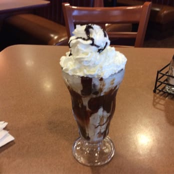 Denny's - Ice cream Sunday - Diners Near Me - Effingham, Illinois