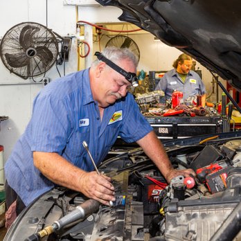 Cottman Transmission and Total Auto Care - Our staff are dedicated to making sure that your experience is the best that it can possibly be. Stop by or schedule an appointment online. - Oil Change Stations Near Me - Independence, Missouri Cottman Transmission and Total Auto Care - Our staff are dedicated to making sure that your experience is the best that it can possibly be. Stop by or schedule an appointment online. - Oil Change Stations Near Me - Independence, Missouri