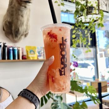 BOGA - STRAWBERRY LYCHEE JASMINE - $5.95 - Jasmine Tea, Fresh Strawberries, Fresh Lemon, Cinnamon Syrup, Lychee Bits. - Bubble Tea Near Me - Renton, Washington BOGA - STRAWBERRY LYCHEE JASMINE - $5.95 - Jasmine Tea, Fresh Strawberries, Fresh Lemon, Cinnamon Syrup, Lychee Bits. - Bubble Tea Near Me - Renton, Washington