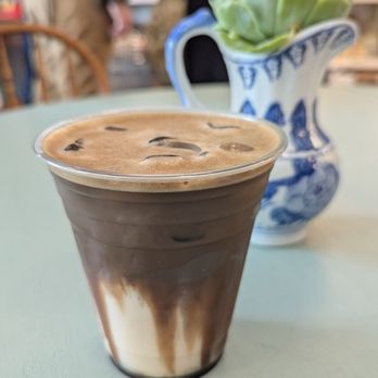 Green Olive Market and Cafe - Brown sugar hojicha - Cafes Near Me - Squamish, British Columbia