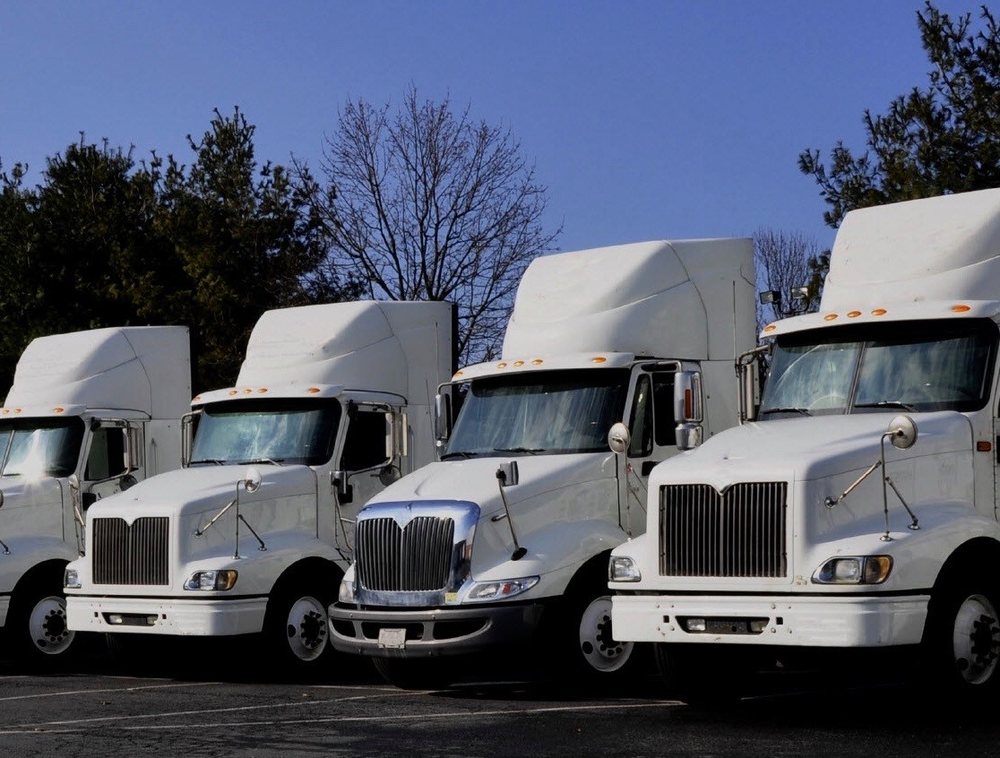 LIND’S UNITED AUTO GLASS 5715 Churchman Ave, Indianapolis, Indiana