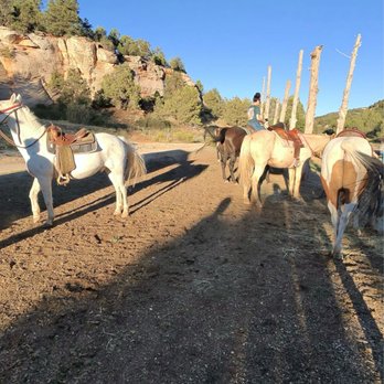 Zion Mountain Trail Rides - Mounting up - Horseback Riding Near Me - Orderville, Utah Zion Mountain Trail Rides - Mounting up - Horseback Riding Near Me - Orderville, Utah