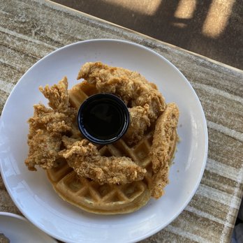 Another Broken Egg Cafe - chicken and waffles - Cafes Near Me - Memphis, Tennessee