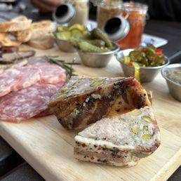 charcuterie board charcuterie board
