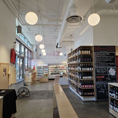 Hi-Lo Liquor Market - Long Beach by null