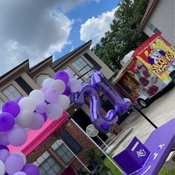 Snoopy's Snow Cones And More - Parade set up