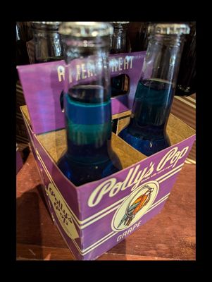 Clinton's Soda Fountain by null