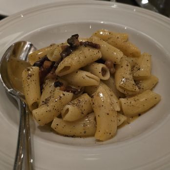Il Carciofo - Rigatoni alla carbonara - Italian Near Me - Chicago, Illinois