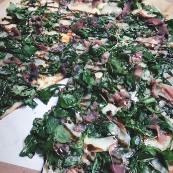 Carini Brickoven Cafe - Arugula and prosciutto pizza - Pizza Near Me - Lords Valley, Pennsylvania