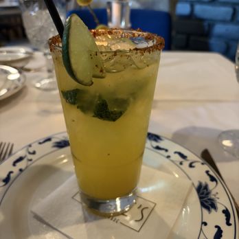 Willies Modern Fare - Mango Mojito - Modern European Near Me - Rancho Mirage, California Willies Modern Fare - Mango Mojito - Modern European Near Me - Rancho Mirage, California