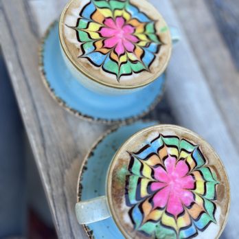 Wild Oak Cafe - Rainbow lattes - Cafes Near Me - Glendale, California