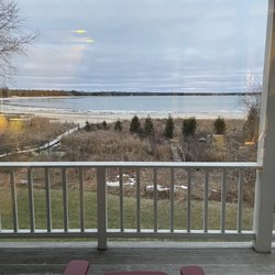 Blacksmith Inn On the Shore - Beautiful view right from our bedroom balcony