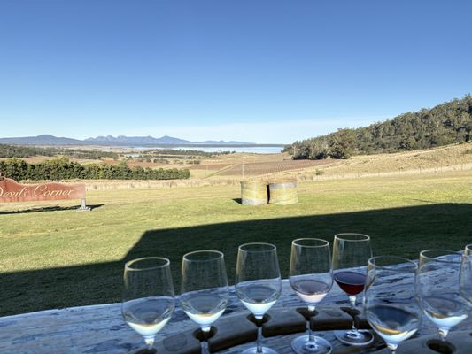 Devil's Corner Cellar Door by null