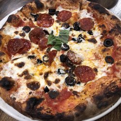 Pyra Pizzeria - M'Boy