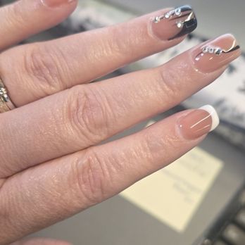 Nail Sketch - Nail Salons Near Me - Fountain Valley, California