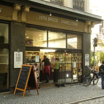 Croissanty - Gevel 'Croissanty' - Bakeries Near Me - Antwerp, VAN Croissanty - Gevel 'Croissanty' - Bakeries Near Me - Antwerp, VAN