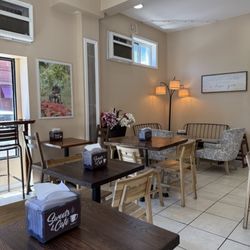 Sweets & Cafe Bakery