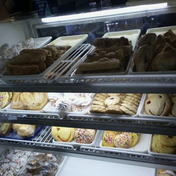 Pariscien Bakery - Bakeries Near Me - Brooklyn, New York