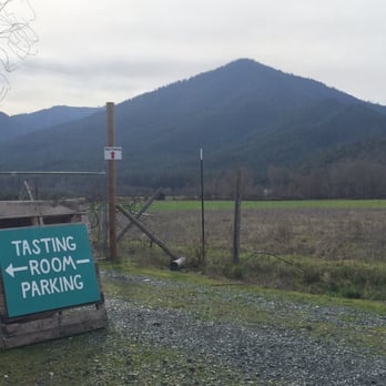 LongSword Vineyard - Wineries Near Me - Jacksonville, Oregon
