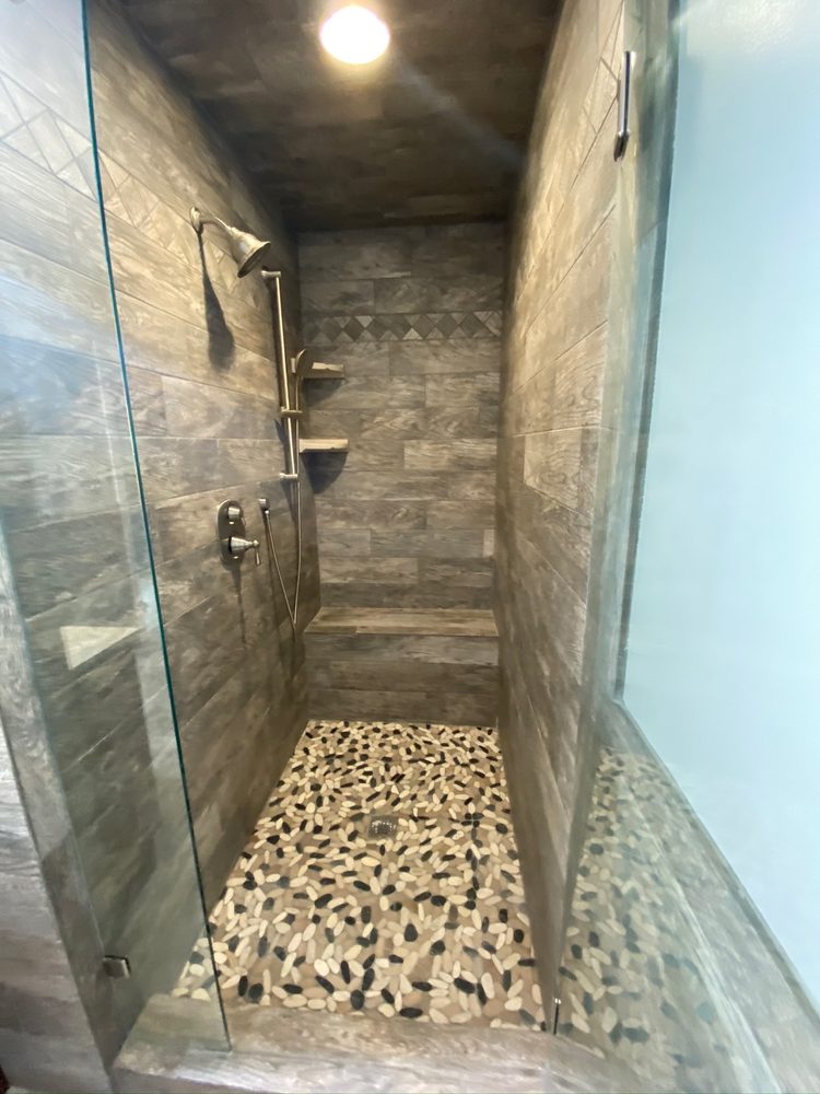 Slide of Pipe-It Plumbers