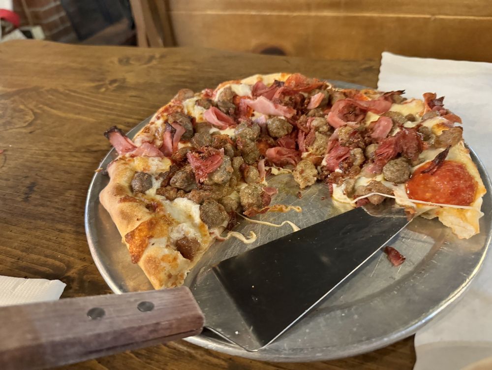 Food from Pappy's Family Pub