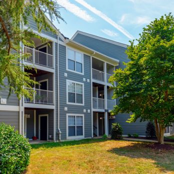 Hunters Glen - Enjoy lush landscapes outside your balcony - Apartments Near Me - Upper Marlboro, Maryland Hunters Glen - Enjoy lush landscapes outside your balcony - Apartments Near Me - Upper Marlboro, Maryland