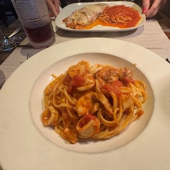 La Forketta Italian Restaurant - LINGUINE SEAFOOD - Italian Near Me - Pompano Beach, Florida
