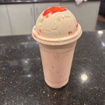 Rick's Dessert Diner - The cake shake - Desserts Near Me - Sacramento, California Rick's Dessert Diner - The cake shake - Desserts Near Me - Sacramento, California