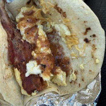 Su Casa Cafe - Bacon and egg taco - Mexican Near Me - Seguin, Texas