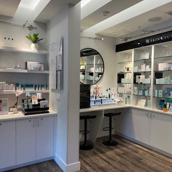 Skin Wellness Physicians - Dermatologists Near Me - Naples, Florida Skin Wellness Physicians - Dermatologists Near Me - Naples, Florida