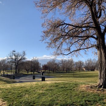 Tiguex Park - Beautiful day for a morning walk - Parks Near Me - Albuquerque, New Mexico