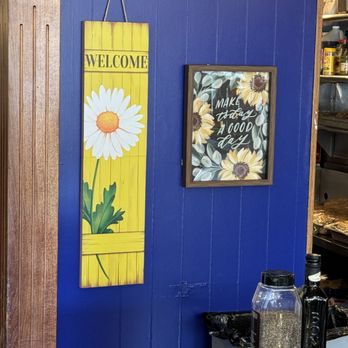 Hello Sunshine - Bagels Near Me - Lake George, New York
