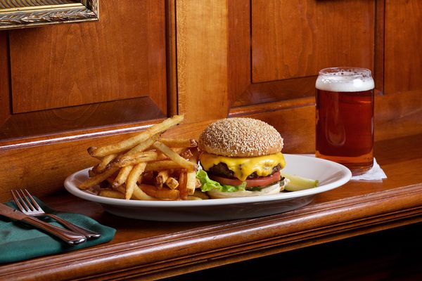 Clyde's of Chevy Chase by null