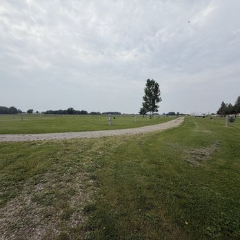 Circle R Campground - View back of park - Campgrounds Near Me - Oshkosh, Wisconsin Circle R Campground - View back of park - Campgrounds Near Me - Oshkosh, Wisconsin