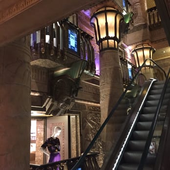 Harrods - Department Stores Near Me - London, XGL