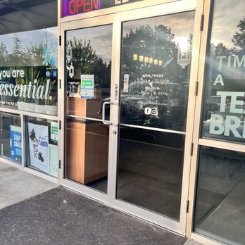 Jade Lounge - Desserts Near Me - Tacoma, Washington