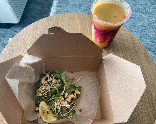E+ROSE Wellness Cafe - Wedgewood-Houston by null