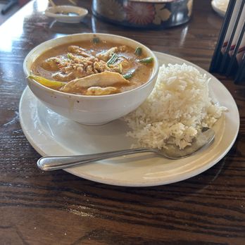 Thesen Asian Noodle Bar - Thai peanut chicken - Noodles Near Me - Naples, Florida Thesen Asian Noodle Bar - Thai peanut chicken - Noodles Near Me - Naples, Florida