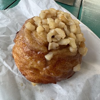 Sugar Beach Bake Shop - Macadamia Nut Sticky Bun - Bakeries Near Me - Kihei, Hawaii Sugar Beach Bake Shop - Macadamia Nut Sticky Bun - Bakeries Near Me - Kihei, Hawaii