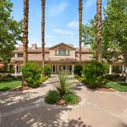 Oakmont of Las Vegas - Community front entrance