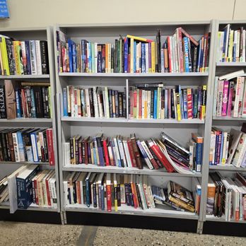 Goodwill Store & Donation Center - Community Service/Non-Profit Near Me - Arlington Heights, Illinois Goodwill Store & Donation Center - Community Service/Non-Profit Near Me - Arlington Heights, Illinois