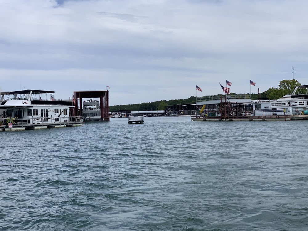 LAKE MURRAY MARINA Updated October 2024 52 Photos 3315 Lodge Rd