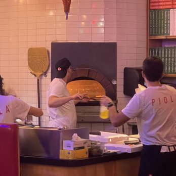 Piola - Brickell - Brick oven - Pizza Near Me - Miami, Florida Piola - Brickell - Brick oven - Pizza Near Me - Miami, Florida