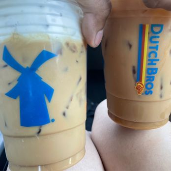 Dutch Bros Coffee - Cinnamon swirl oat milk latte & caramel pumpkin brûlée cold brew - Juice Bars & Smoothies Near Me - Spring, Texas