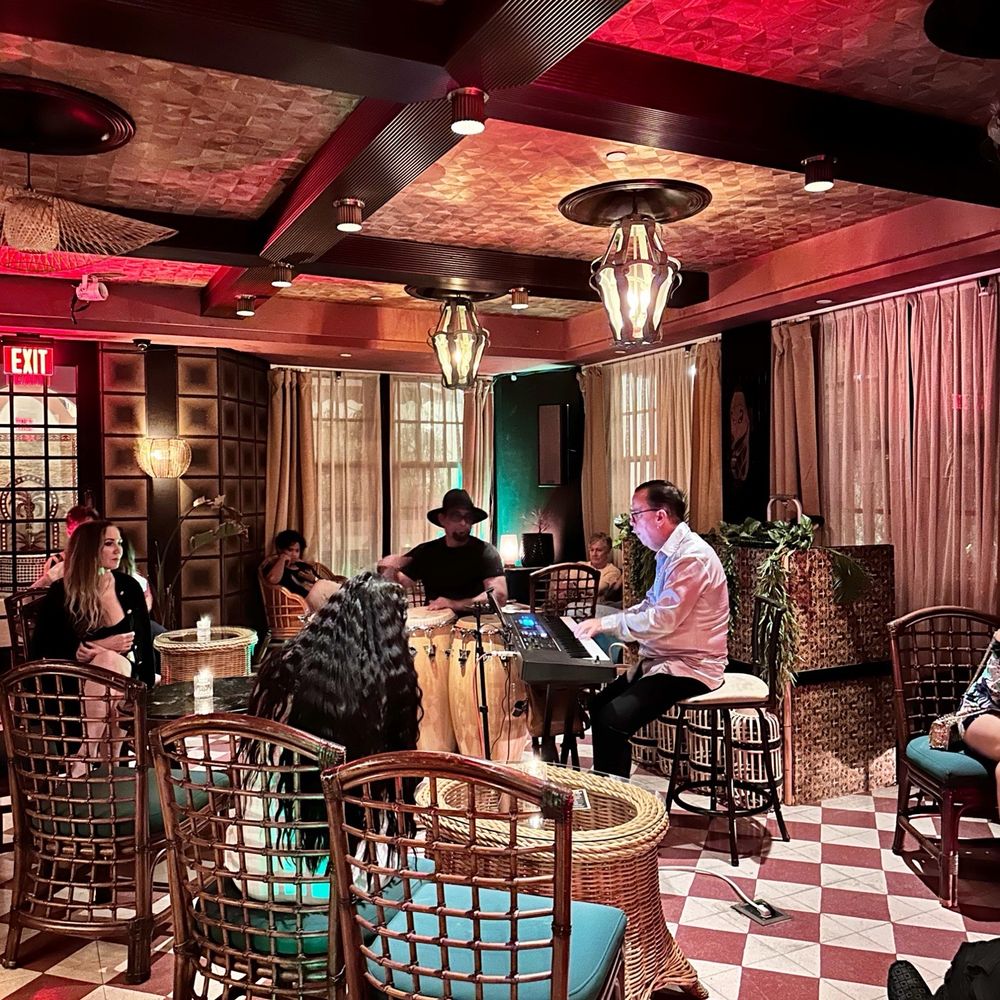 Esme Hotel Miami Beach - Hotels Near Me - Miami, Florida Esme Hotel Miami Beach - Hotels Near Me - Miami, Florida