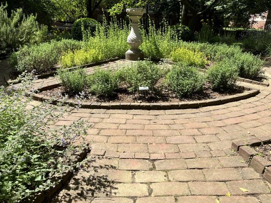 Dumbarton House by null