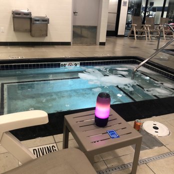 Hampton Inn & Suites Denver-Downtown - Whirlpool - Hotels Near Me - Denver, Colorado