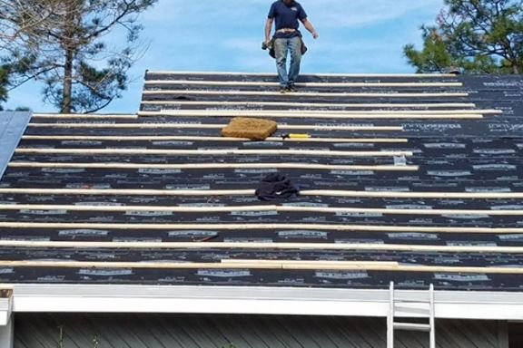 Slide of Alliance Roofing