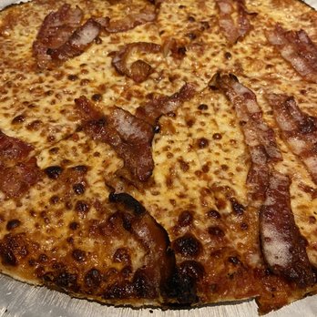 Colony Grill - Bacon pizza - Sports Bars Near Me - Fairfield, Connecticut